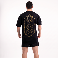 Camiseta Oversized Golden Emblem